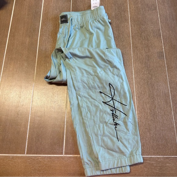 Hollister Men's Mint Joggers - Picture 3 of 5
